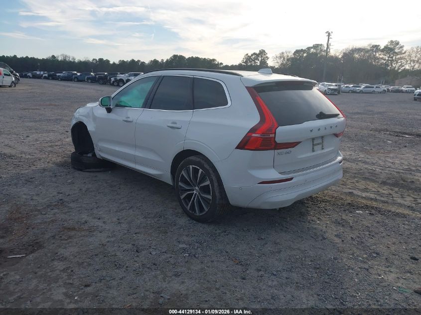 2022 Volvo Xc60 B5 Momentum