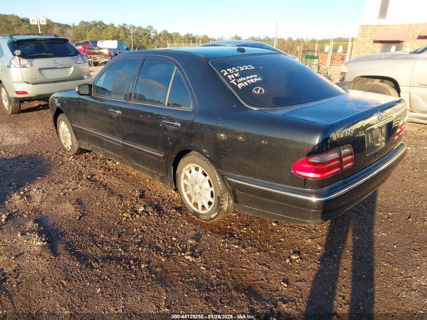 2001 Mercedes-Benz E 320