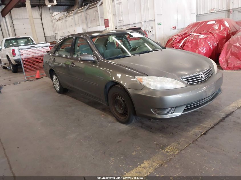 2005 Toyota Camry Le