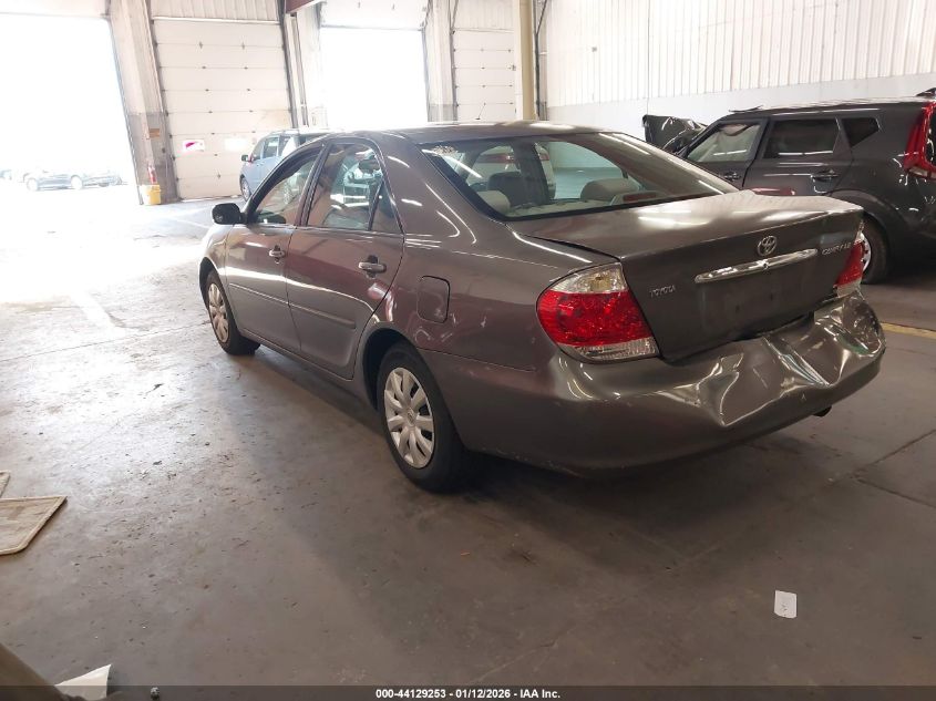 2005 Toyota Camry Le