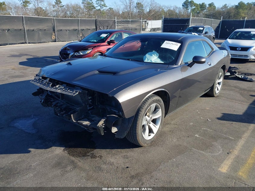 2018 Dodge Challenger Sxt