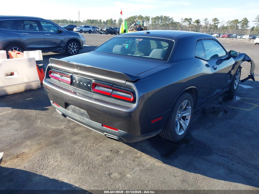 2018 Dodge Challenger Sxt
