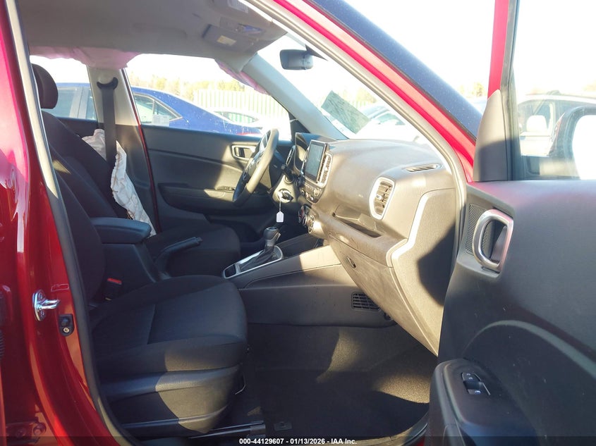 2025 Hyundai Venue Se