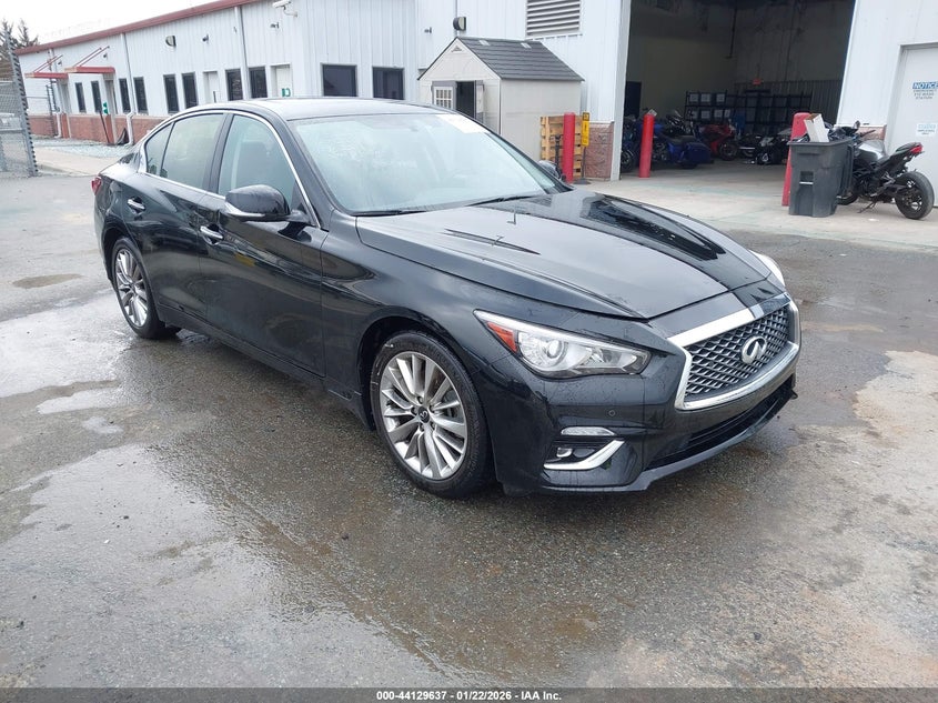 2021 Infiniti Q50 Luxe Awd