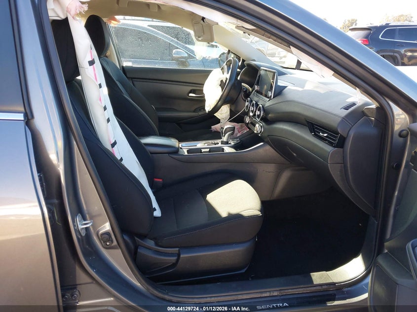 2022 Nissan Sentra Sv Xtronic Cvt