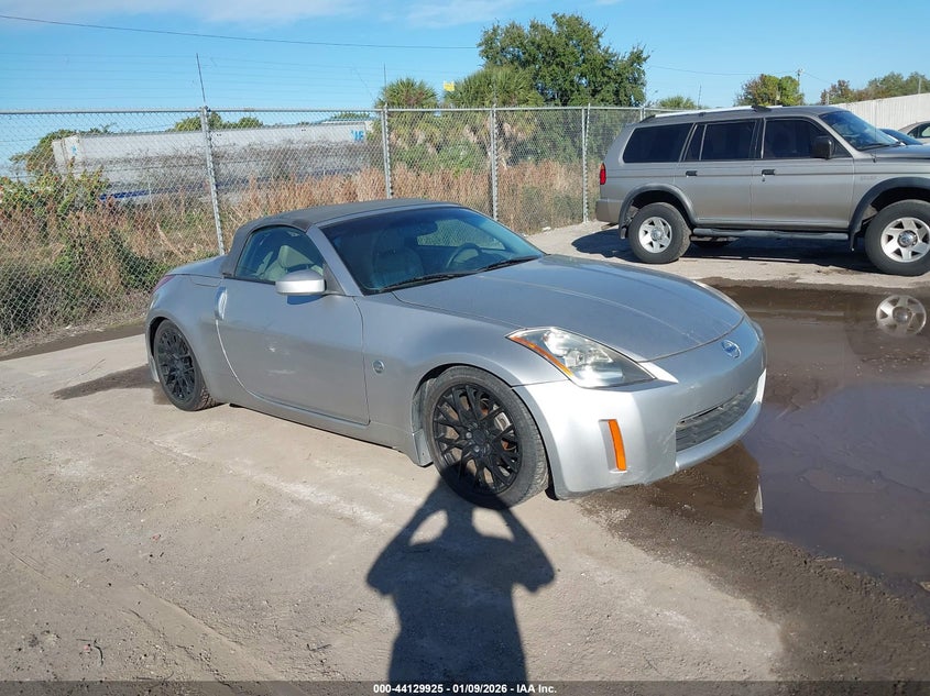 NISSAN 350Z 2004. Lot# 44129925. VIN JN1AZ36A64T013712. Photo 1