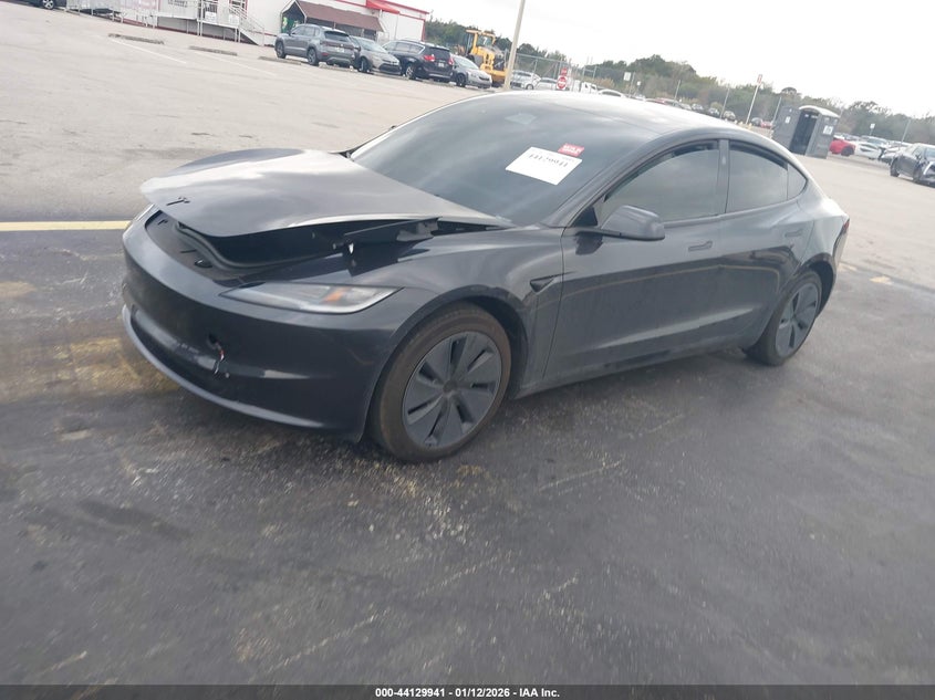 2025 Tesla Model 3 Long Range Rear-Wheel Drive/Standard Rear-Wheel Drive