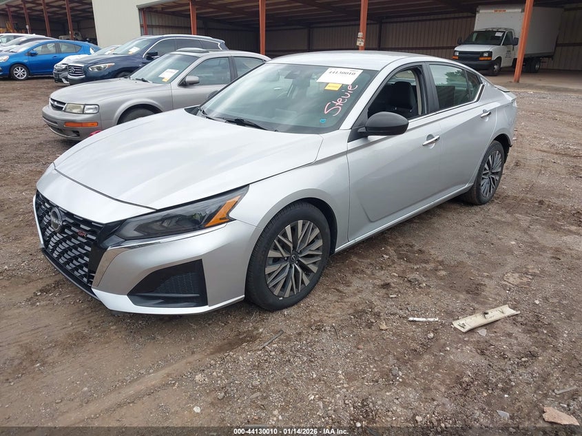 2024 Nissan Altima Sv Fwd