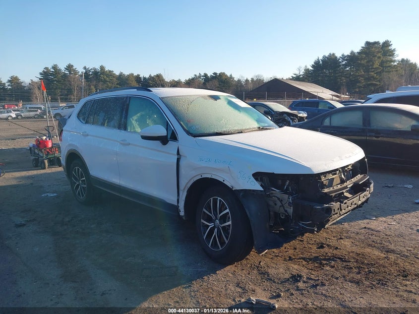 2021 Volkswagen Tiguan 2.0T Se/2.0T Se R-Line Black/2.0T Sel