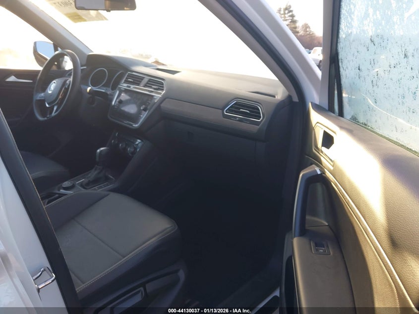 2021 Volkswagen Tiguan 2.0T Se/2.0T Se R-Line Black/2.0T Sel