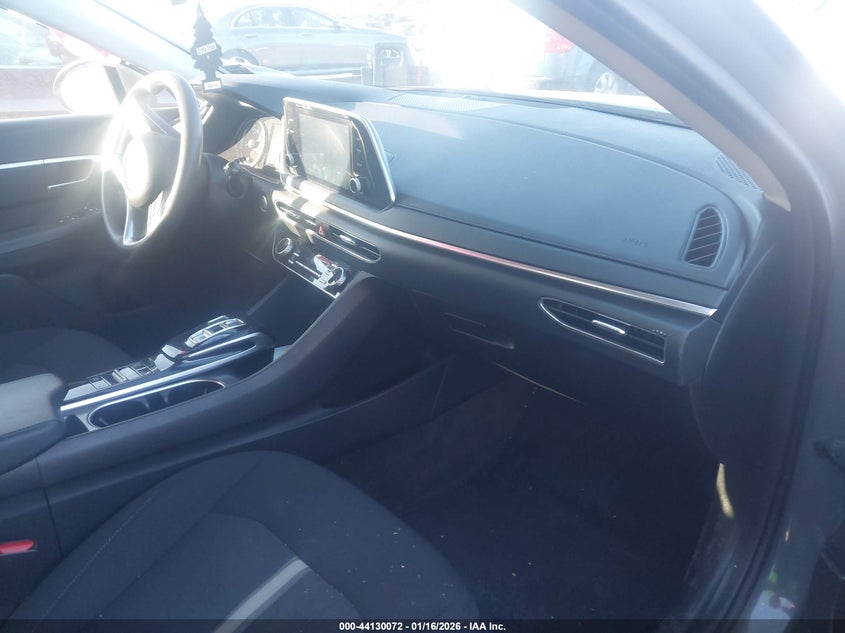 2022 Hyundai Sonata Sel