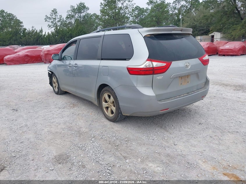 2016 Toyota Sienna Le 8 Passenger