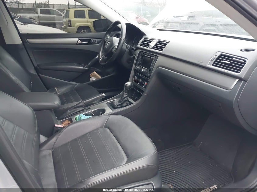 2015 Volkswagen Passat 1.8T Se