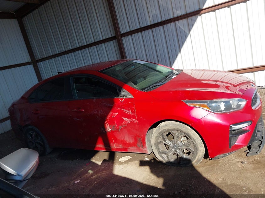 2021 Kia Forte Lxs VIN: 3KPF24AD3ME337921 Lot: 44130371