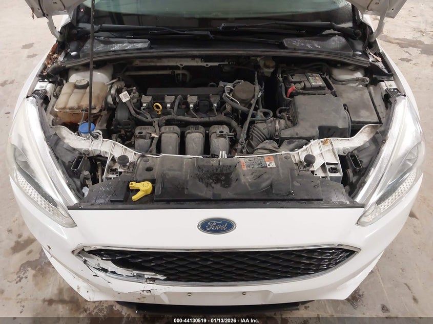 2015 Ford Focus Se VIN: 1FADP3K28FL289039 Lot: 44130519