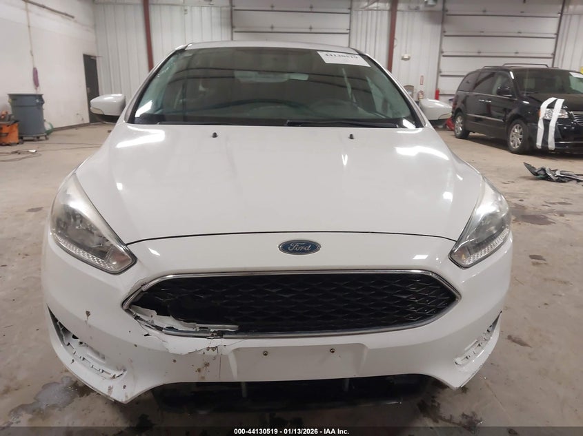 2015 Ford Focus Se VIN: 1FADP3K28FL289039 Lot: 44130519