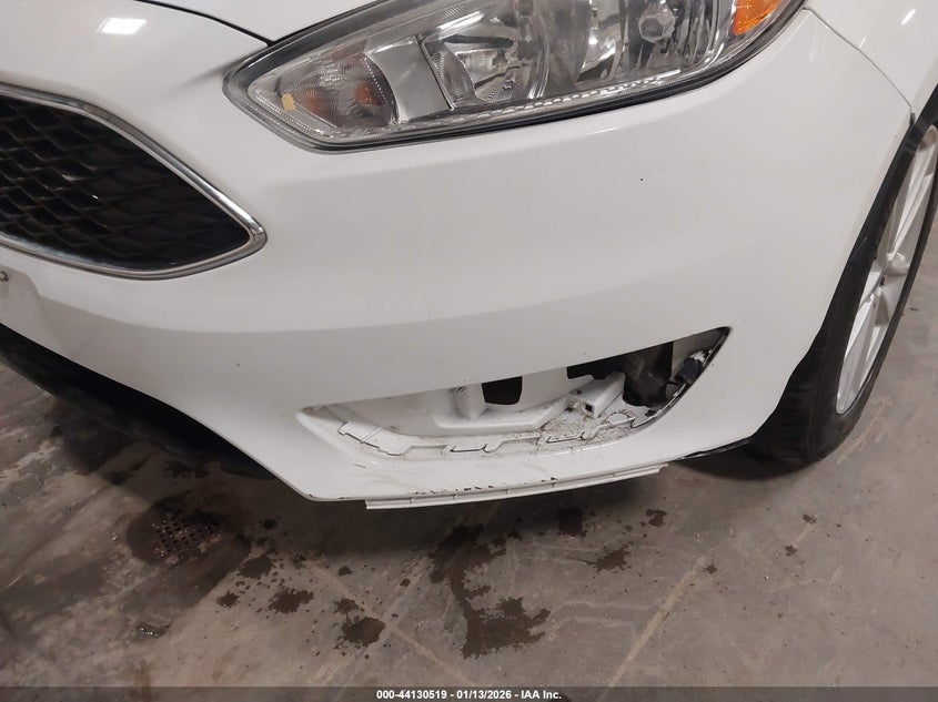 2015 Ford Focus Se VIN: 1FADP3K28FL289039 Lot: 44130519