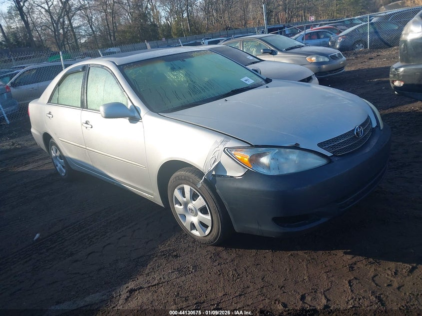 4T1BE32K33U183543 2003 Toyota Camry Le auction photo 1