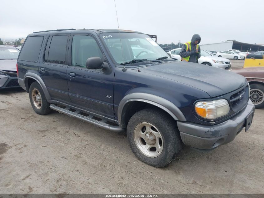 2000 Ford Explorer Xlt