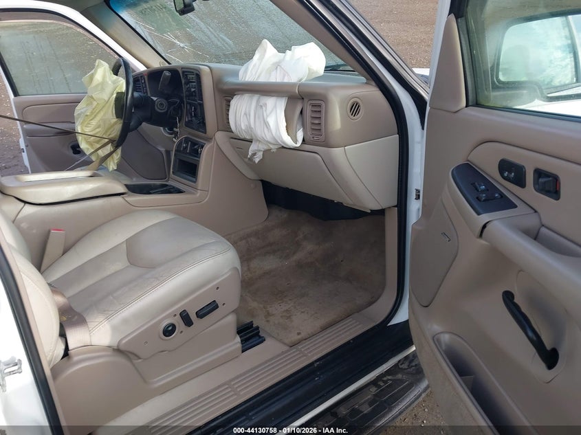 2005 Chevrolet Suburban 1500 Lt