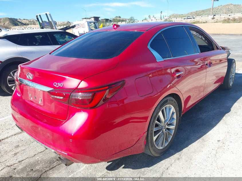 2021 Infiniti Q50 Luxe