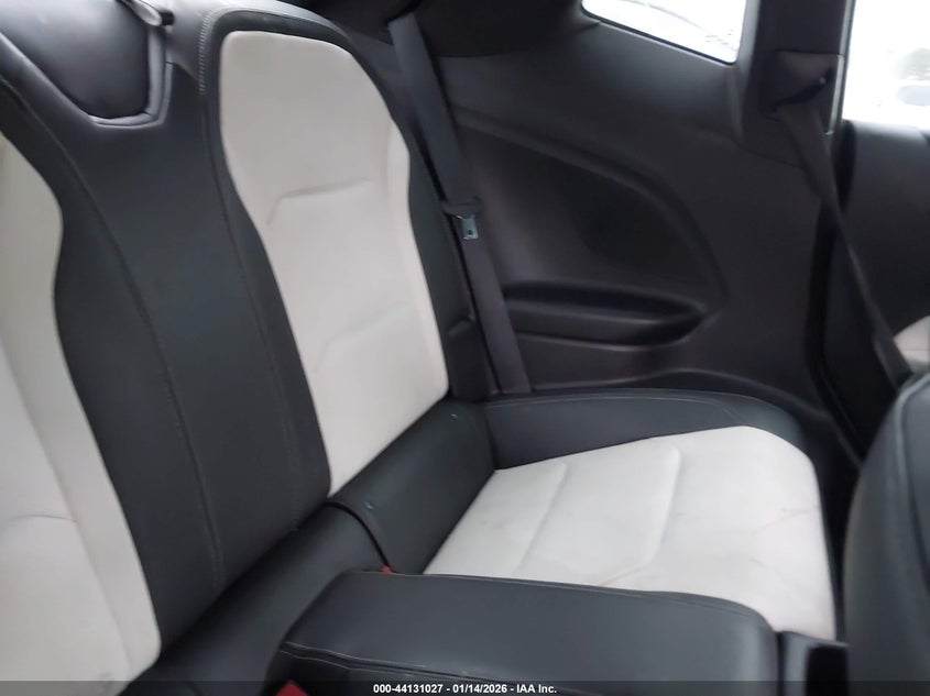 2019 CHEVROLET CAMARO auction photo 8