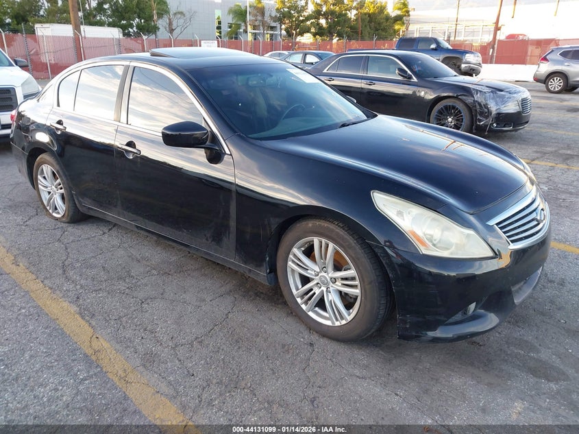 2013 Infiniti G37