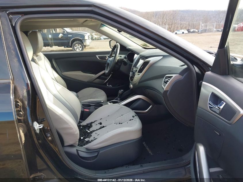 2012 Hyundai Veloster Base W/Gray