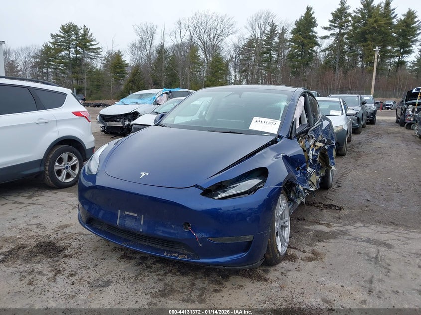 2024 Tesla Model Y Long Range Dual Motor All-Wheel Drive