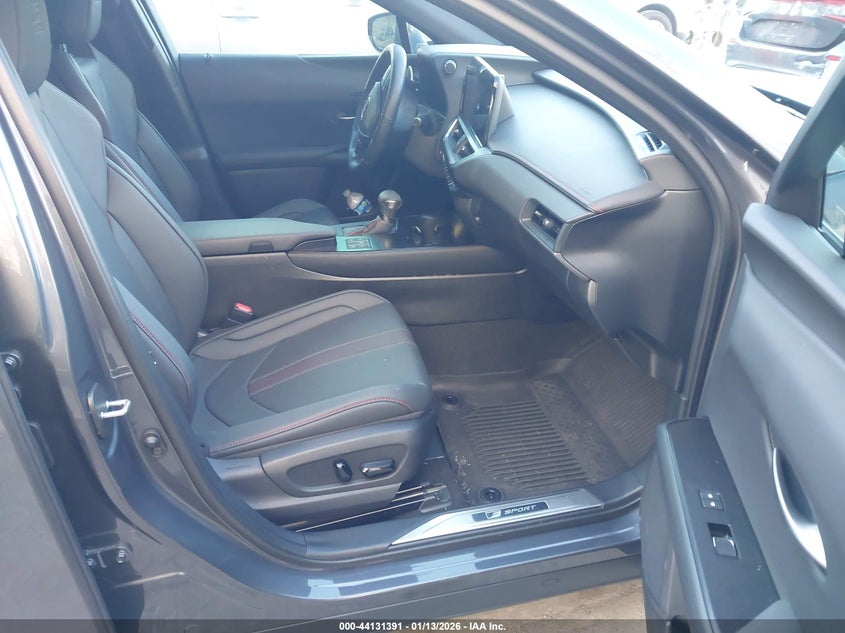 2024 Lexus Ux 250H F Sport Handling