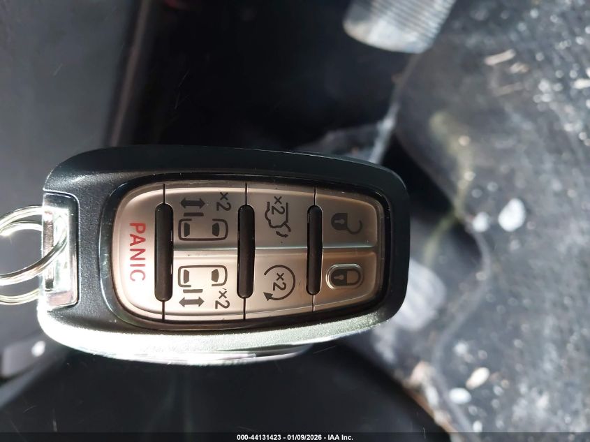 2024 Chrysler Pacifica - 2C4RC1N75RR188544