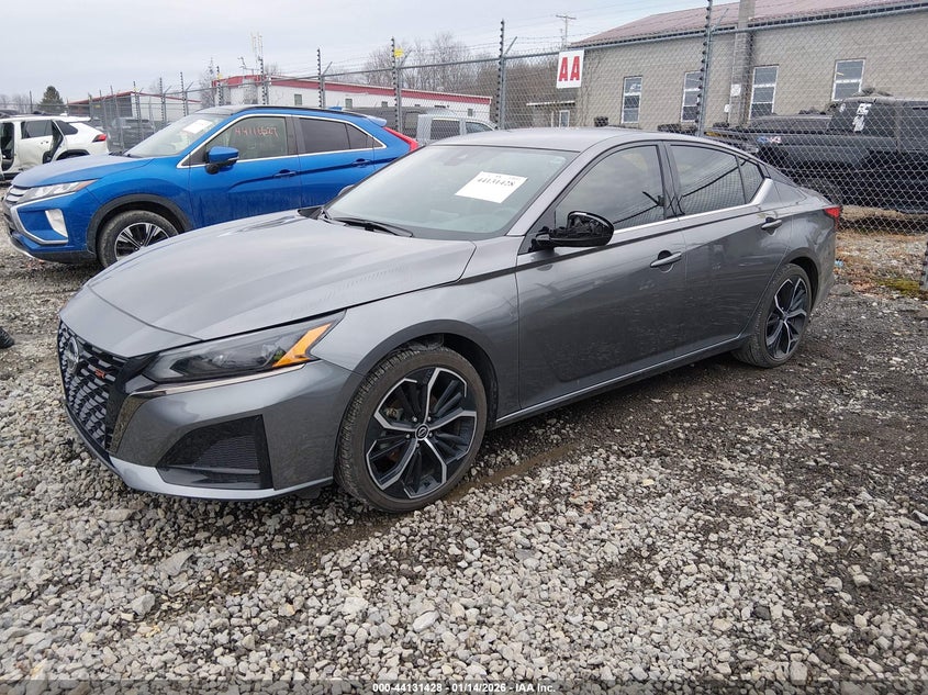 2024 Nissan Altima Sr Fwd