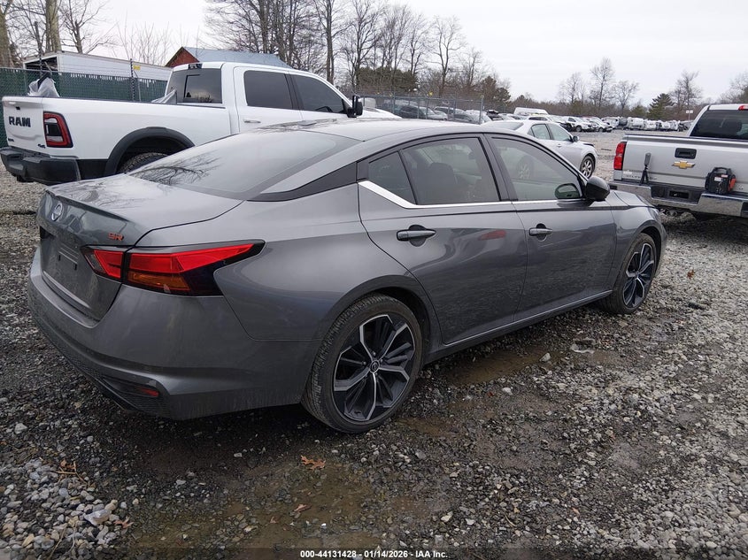 2024 Nissan Altima Sr Fwd