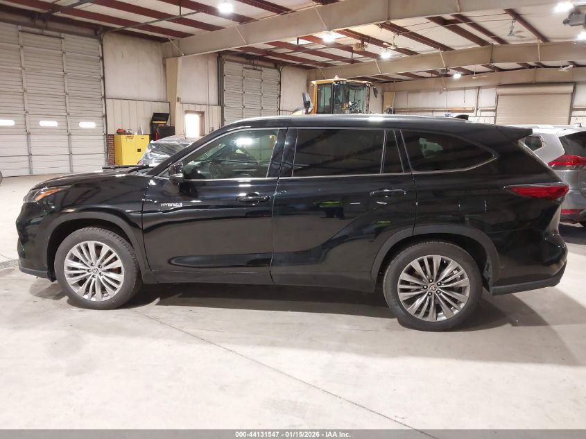 2021 Toyota Highlander Hybrid Platinum VIN: 5TDFARAH0MS004908 Lot: 44131547