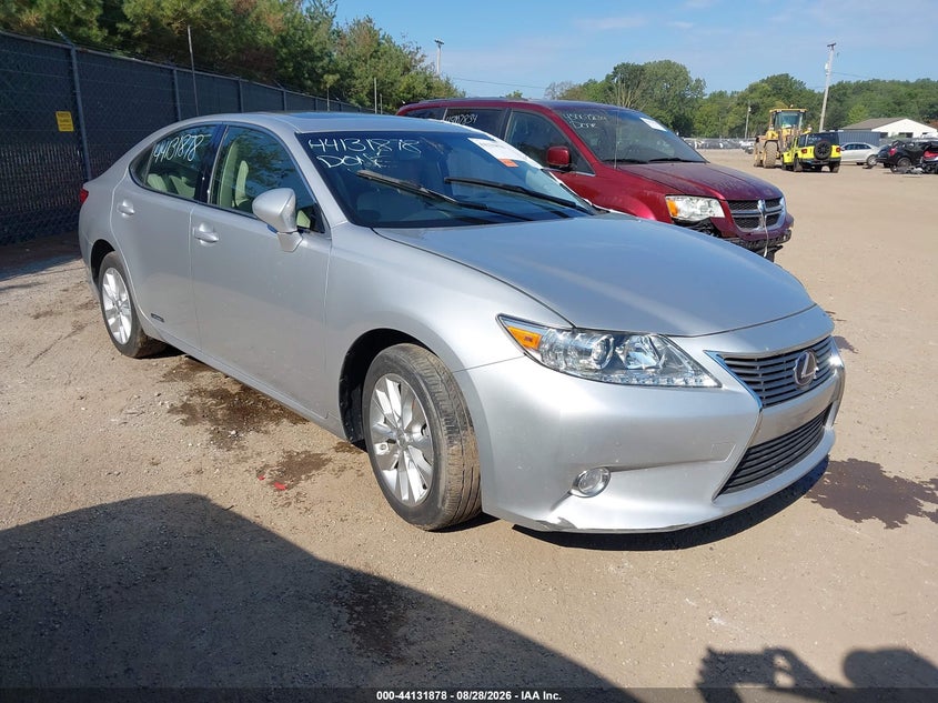 2013 LEXUS ES 300H auction photo 1