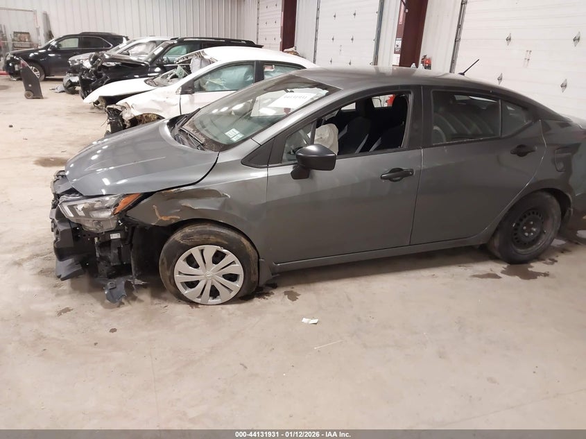 2025 Nissan Versa 1.6 S