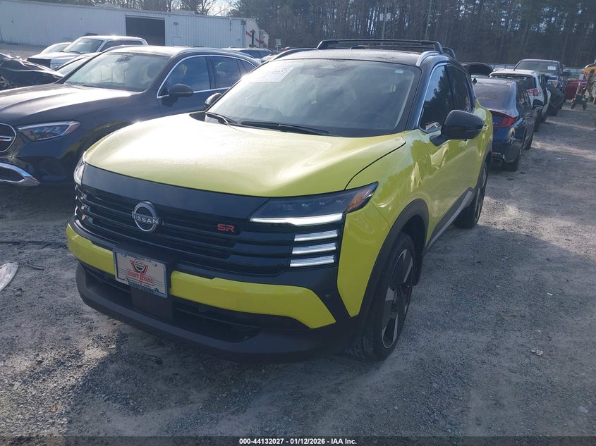 2025 Nissan Kicks Sr Fwd