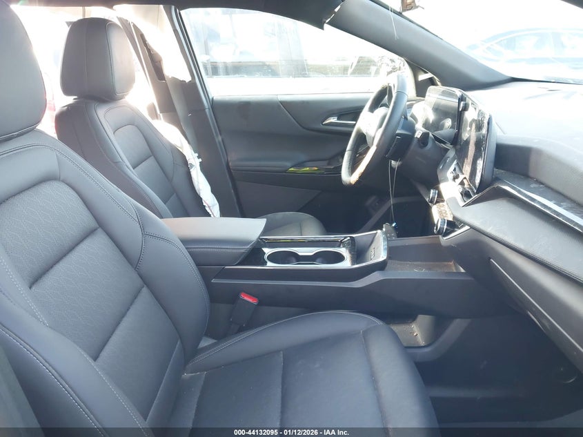 2025 Chevrolet Equinox Fwd Lt