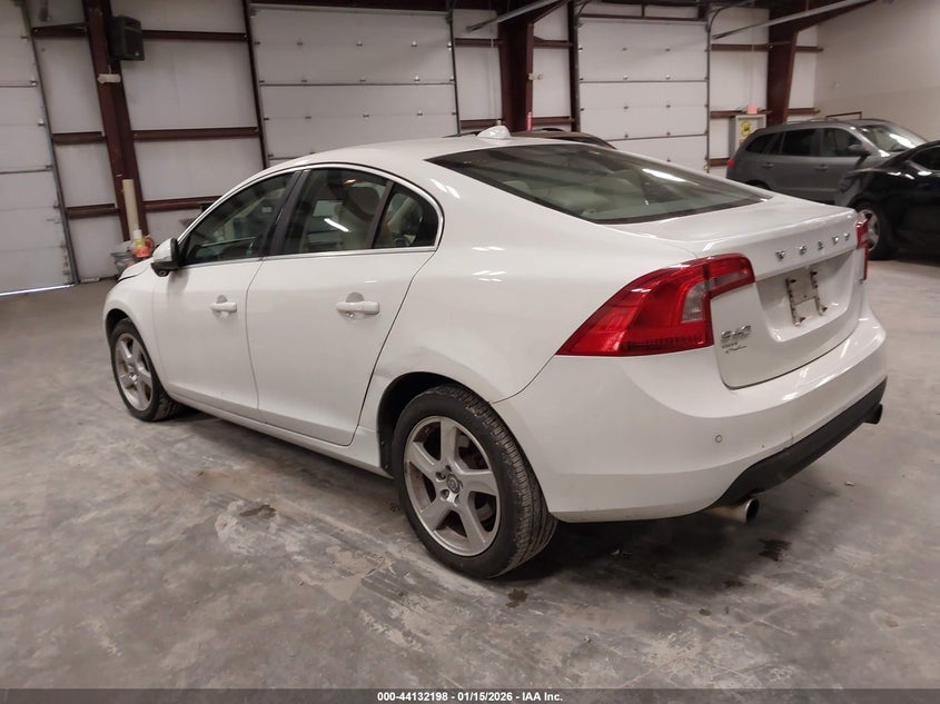 2013 Volvo S60 T5/T5 Platinum/T5 Premier/T5 Premier Plus