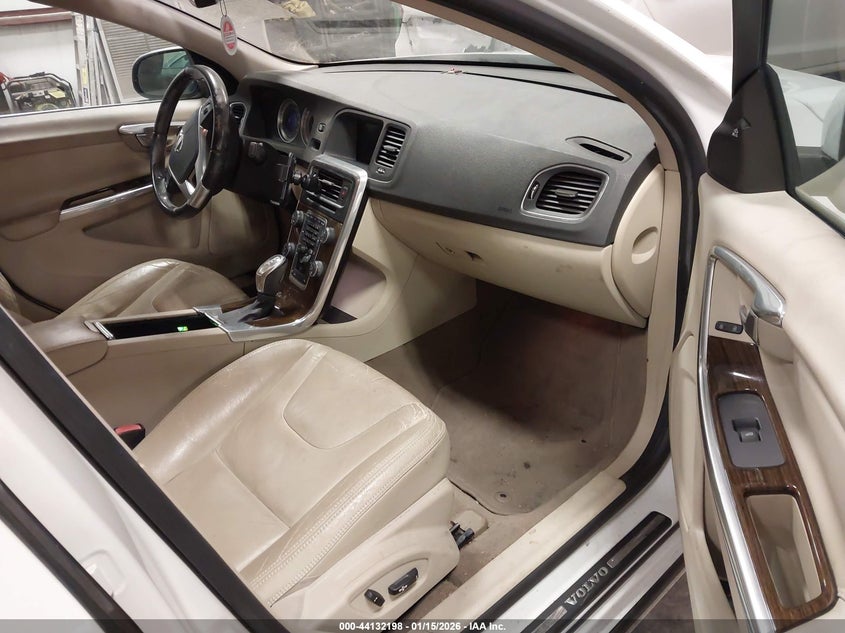 2013 Volvo S60 T5/T5 Platinum/T5 Premier/T5 Premier Plus