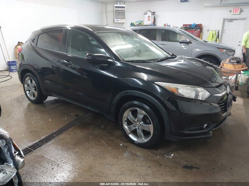 3CZRU6H71HM710737 HONDA HR-V Photo 1