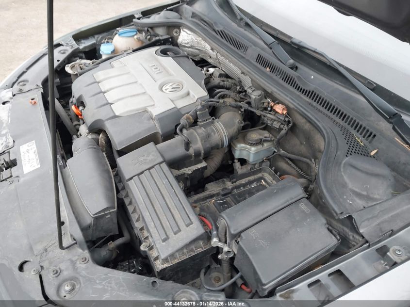 2012 Volkswagen Jetta 2.0L Tdi VIN: 3VW3L7AJ7CM417053 Lot: 44132675