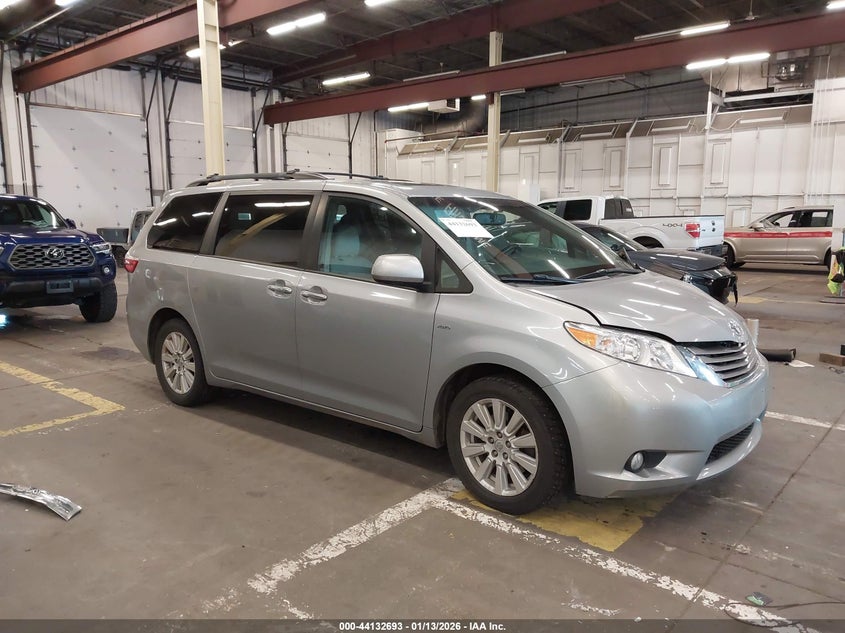 2017 Toyota Sienna Xle 7 Passenger