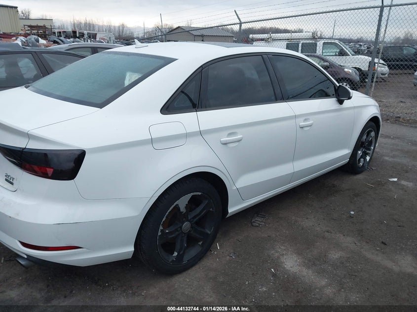 Vin: waub8gff0j1044143, lot: 44628674, audi a3 2.0t premium 20184