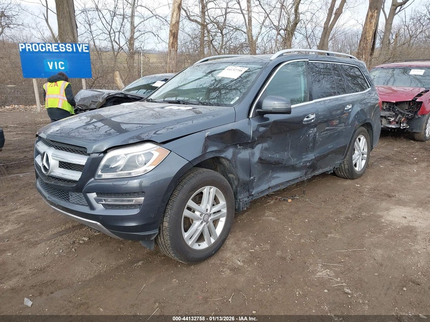 2015 MERCEDES-BENZ GL 450 auction photo 2