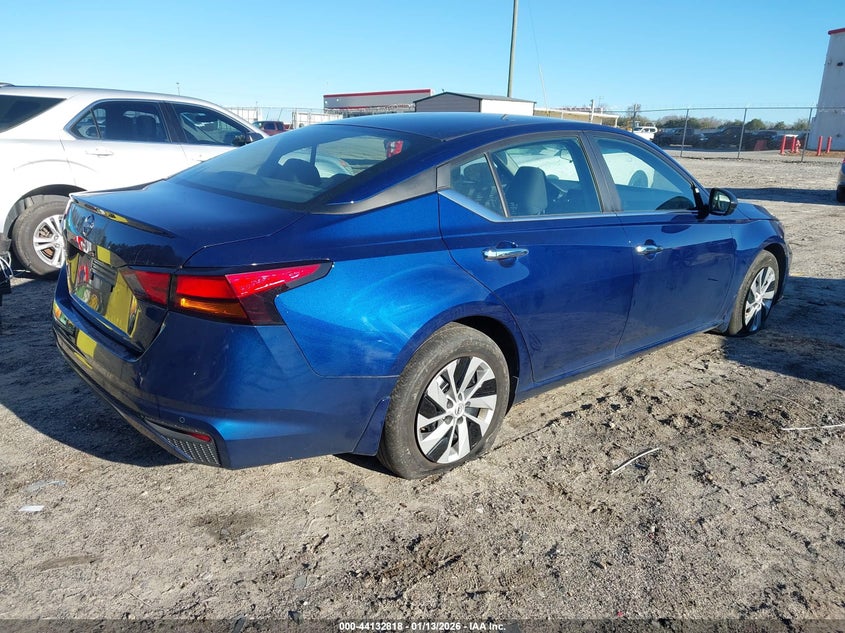 2024 Nissan Altima S Fwd