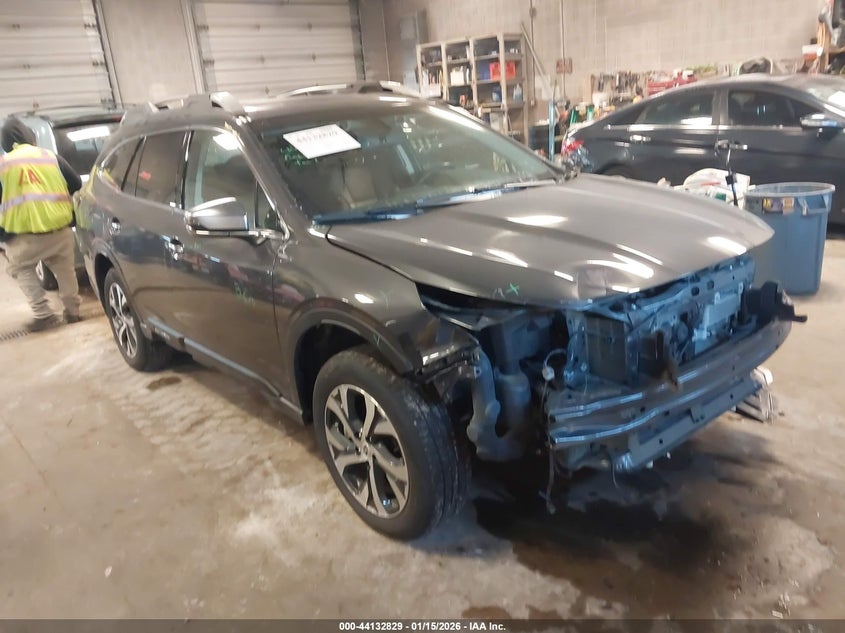 2021 Subaru Outback Touring Xt