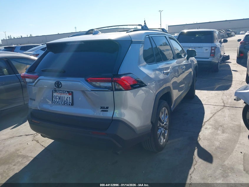 2023 Toyota Rav4 Xle Premium