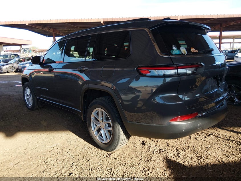 2023 Jeep Grand Cherokee L Laredo 4X2