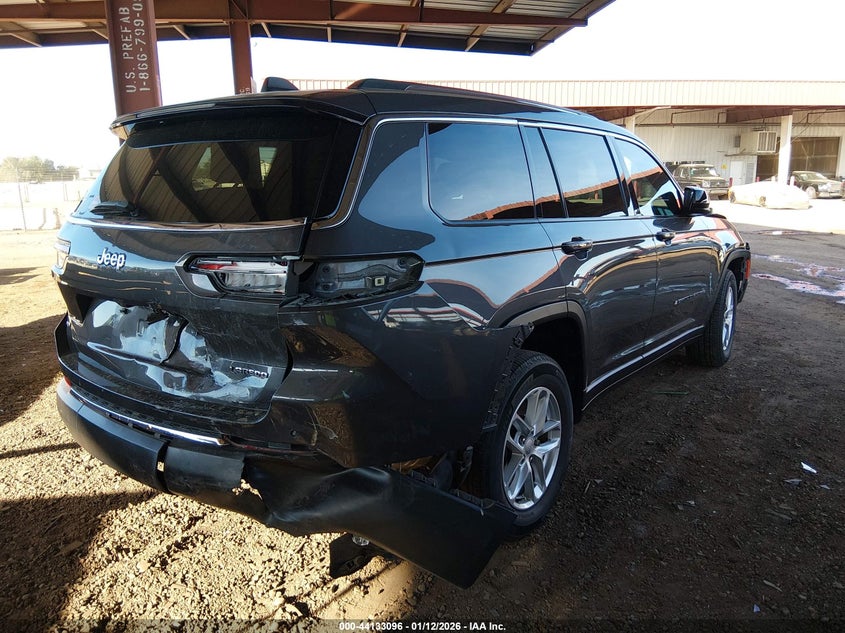 2023 Jeep Grand Cherokee L Laredo 4X2